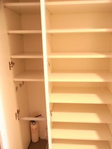 玄関　たっぷりシューズＢＯＸ