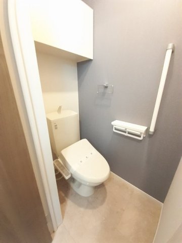 トイレ　清潔感のあるトイレです