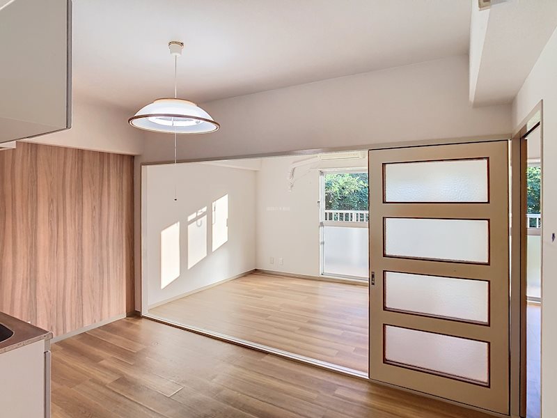 居室・リビング　アクセントがかっこいいリビング