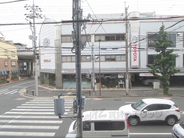 【京都市中京区西ノ京南大炊御門町のマンションの眺望】