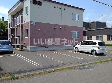 【Ｎ’Ｓスクウェアの駐車場】