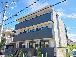 Rei稲野の建物外観