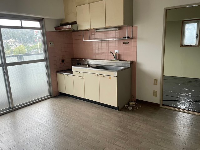 キッチン　現況優先