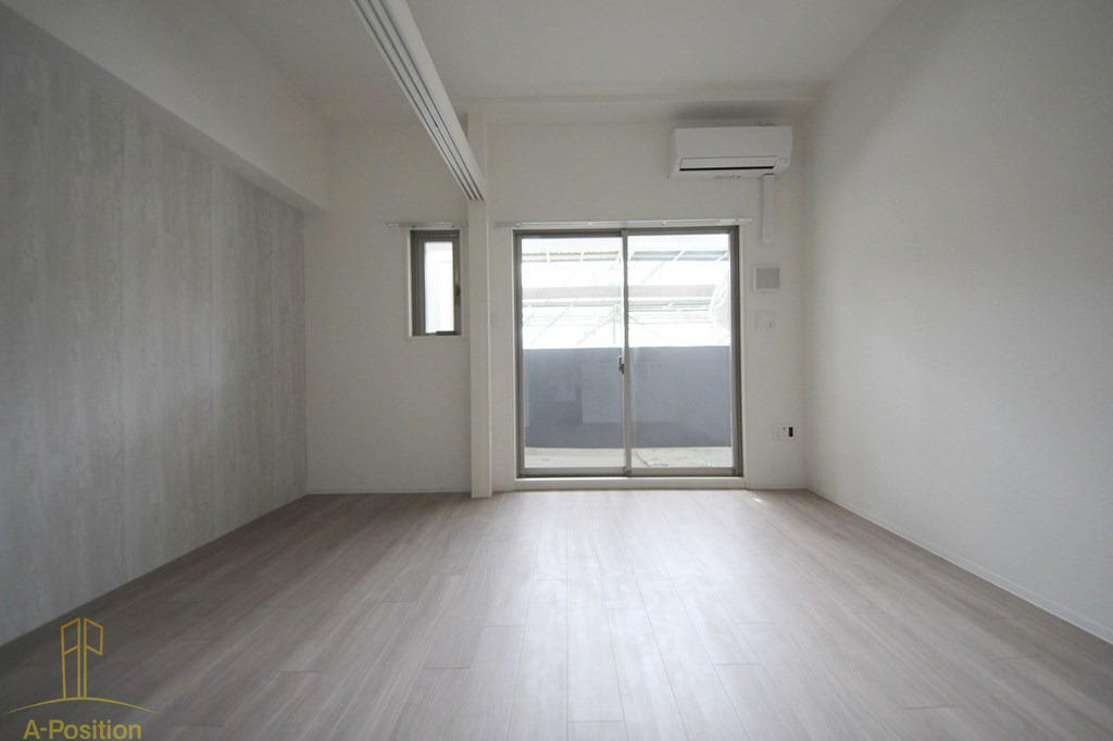 居室・リビング　セレニテ福島プリエ