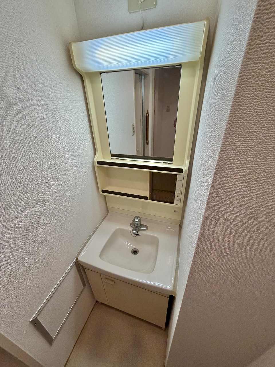 ＪＲ山陽本線 新長田駅 徒歩14分 5階建 築30年の内装写真