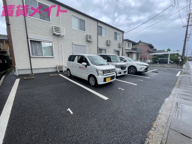 【Runa SoleIIの駐車場】