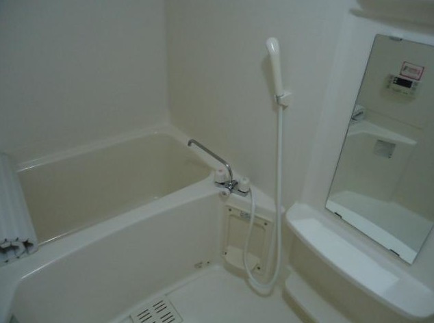 バス・シャワールーム　追い焚きや浴室乾燥