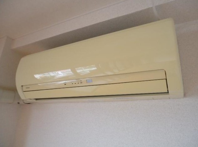 その他　エアコン付き