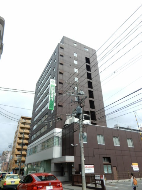 【札幌市中央区南五条西のマンションの銀行】