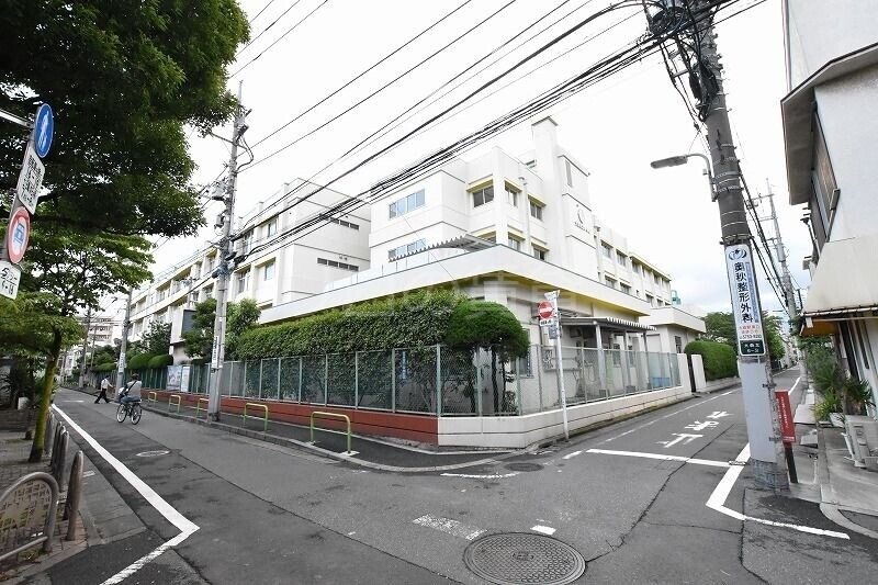 【大田区大森北のマンションの中学校】