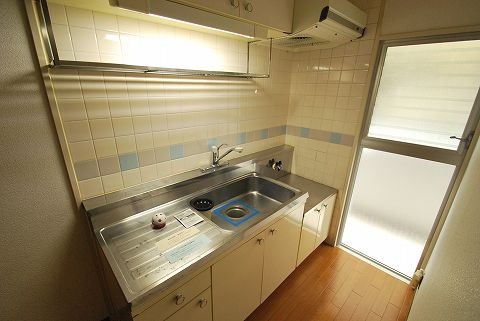 【糟屋郡粕屋町若宮のマンションのキッチン】