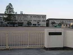 小学校　倉敷市立柏島小学校（小学校）まで870m