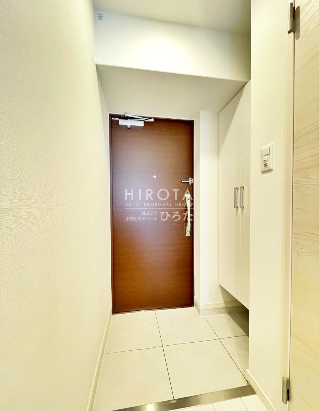 玄関　2階モデルルーム