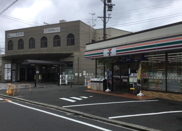 コンビニ　セブンイレブン名古屋栄生駅前店（コンビニ）まで363m