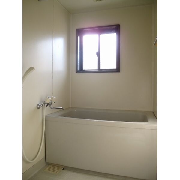 バス・シャワールーム　現況優先