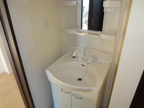 洗面設備　洗髪洗面化粧台