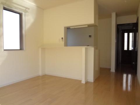 居室・リビング　室内