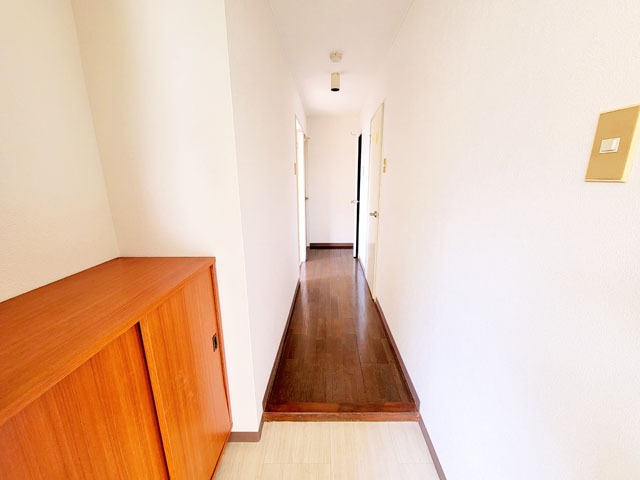 玄関　下駄箱は残置物です（イメージ）