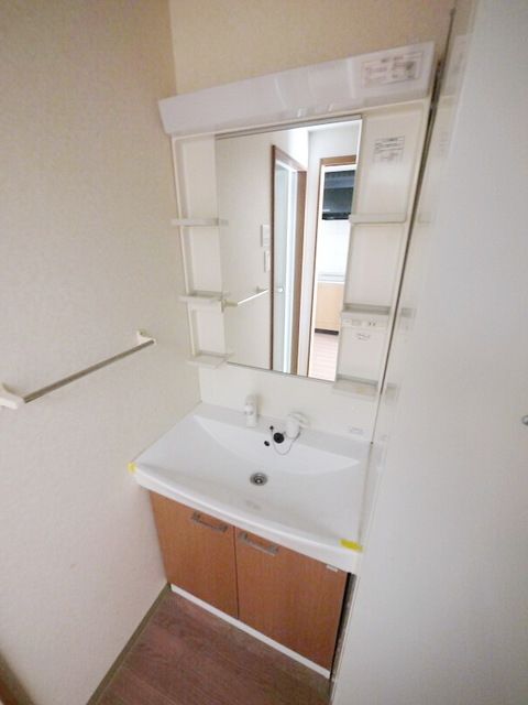 洗面設備　★独立洗面台の様子★