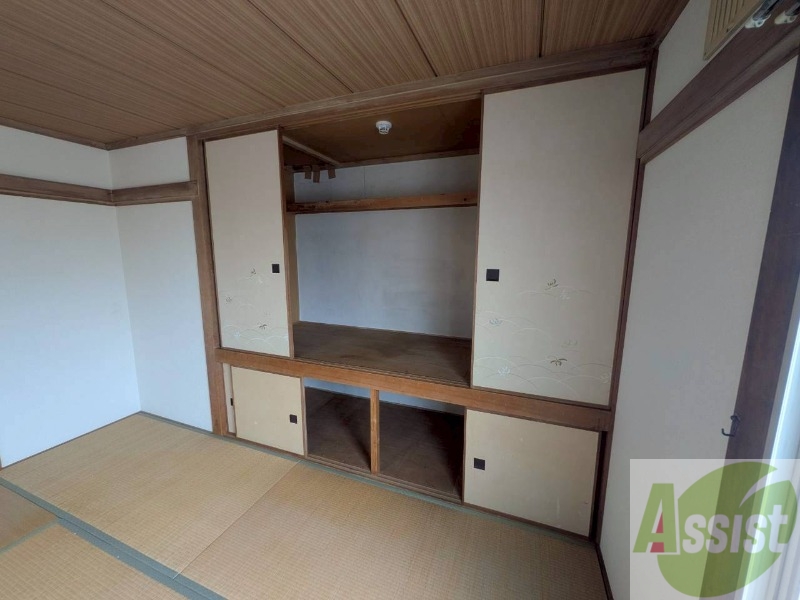 収納　こちらは収納です。物をしまう事ができますね！