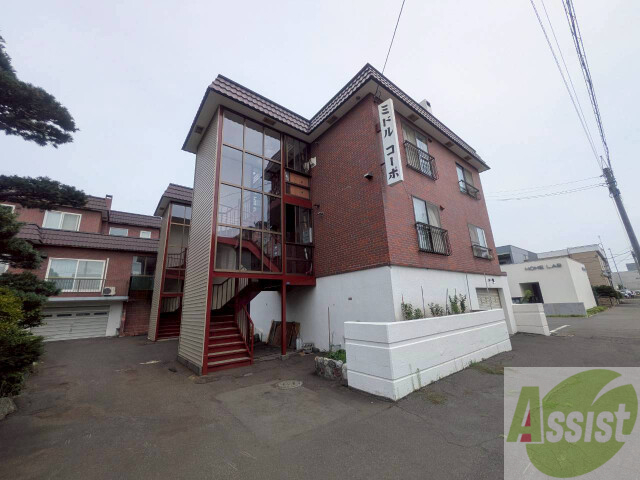建物外観　札幌市北区北３８条西「ミドルコーポ」