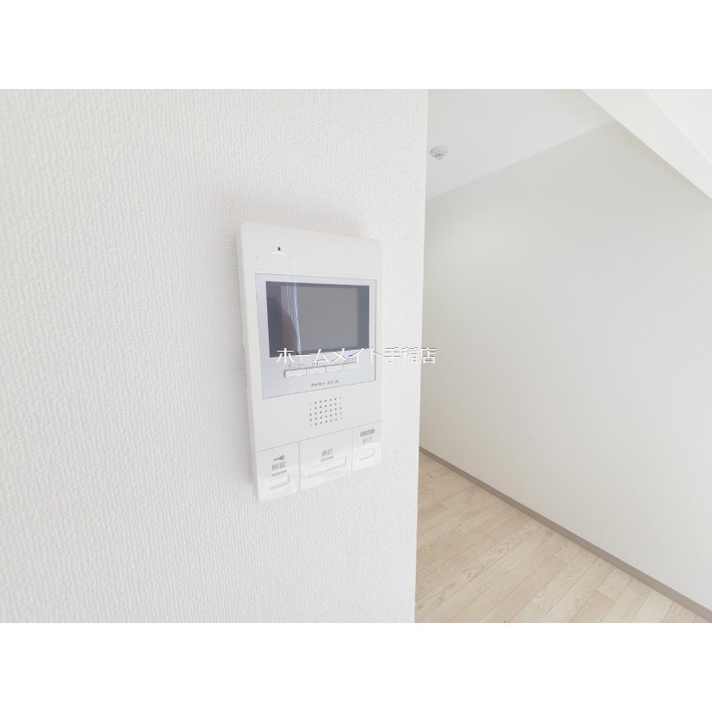セキュリティ　安心のモニター付きインターホン♪
