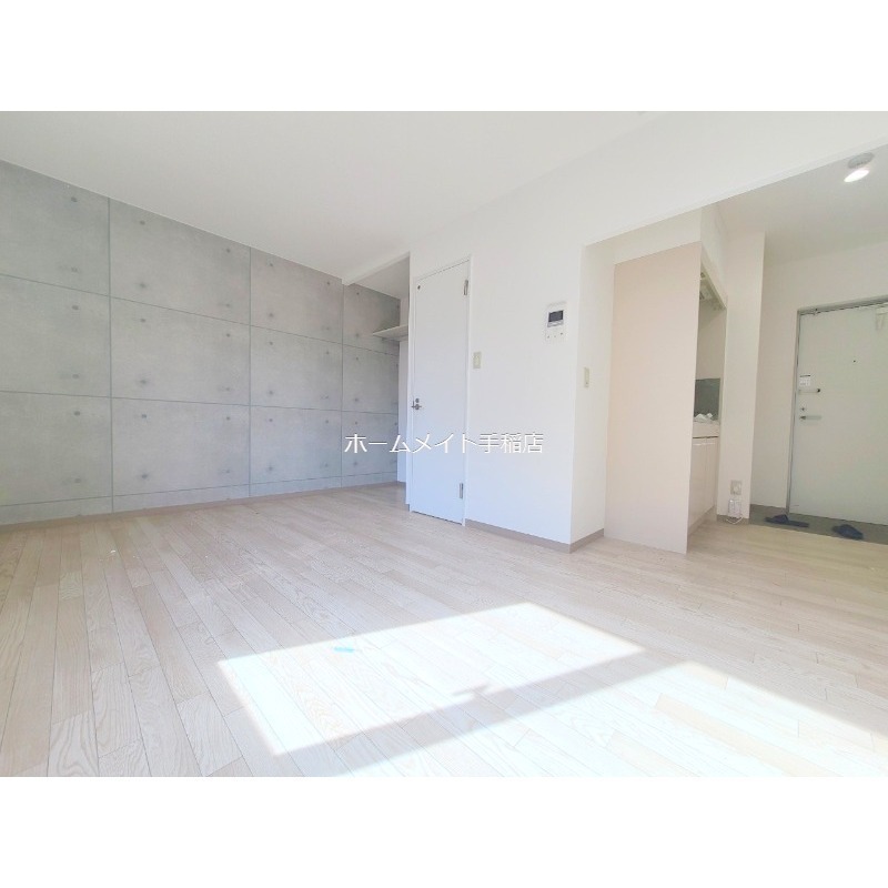 居室・リビング　明るいリビング♪