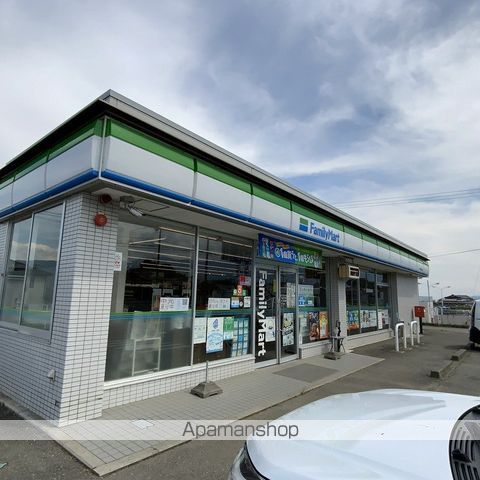 コンビニ　ファミリーマート南箕輪大泉店（コンビニ）まで1760m