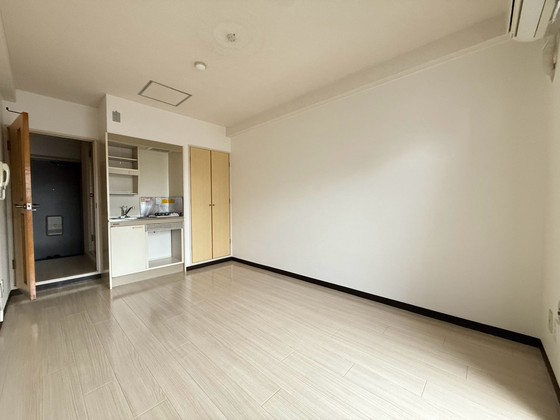 ダイアパレス皆実町の居間写真
