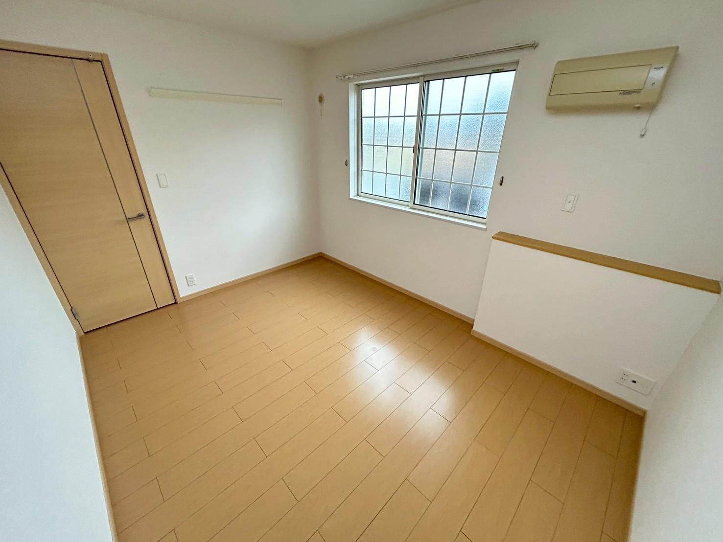 居室・リビング　洋室