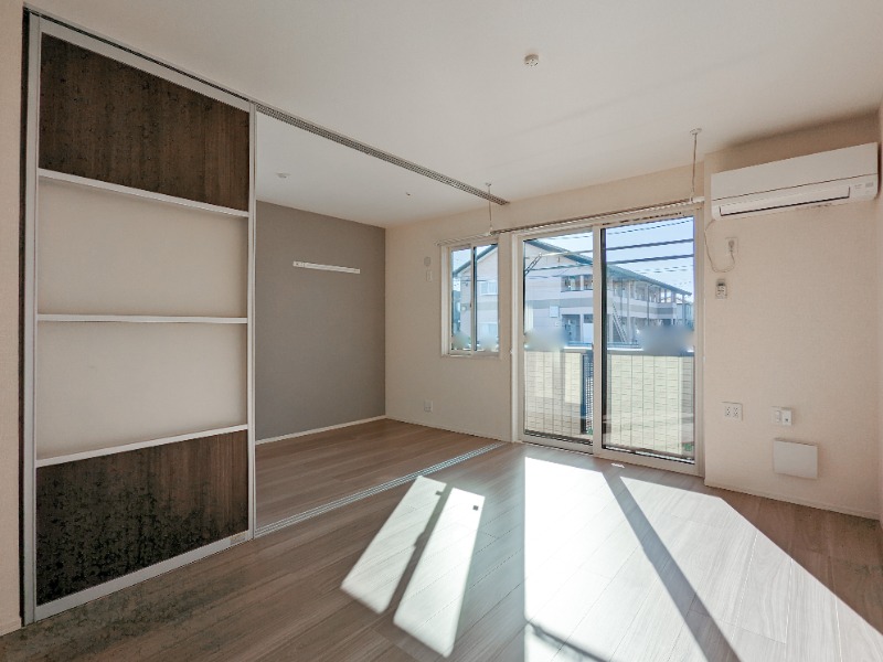 居室・リビング　図面と現状に相違がある場合には現状を優先