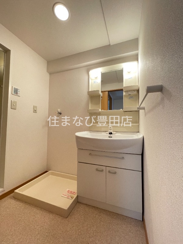 洗面設備　同型別部屋写真