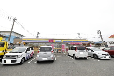 コンビニ　ミニストップ三浦海岸店（コンビニ）まで587m