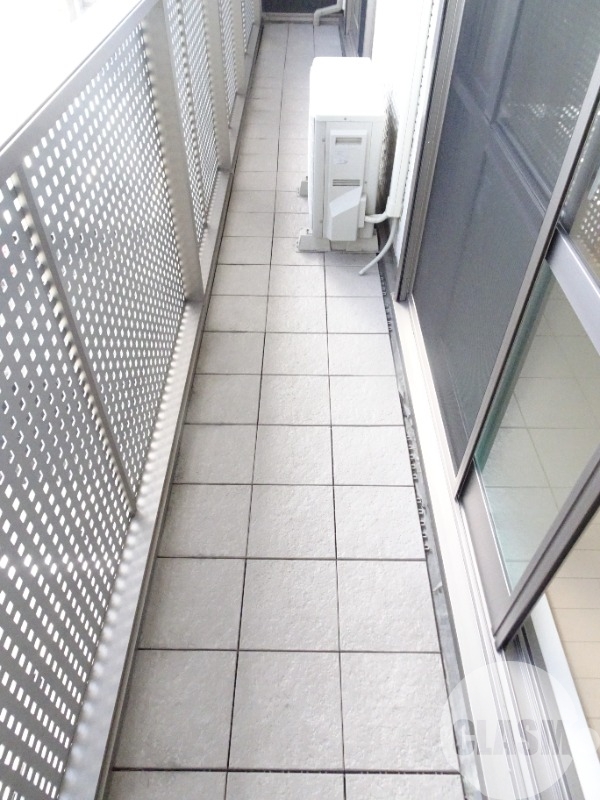 バルコニー　南向きでお洗濯物も乾きやすい♪