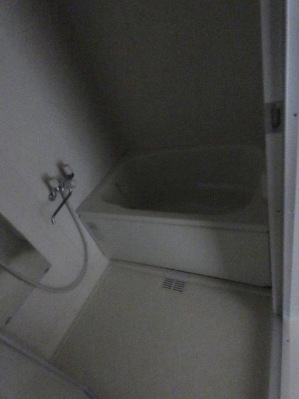 バス・シャワールーム　図面と現状に相違がある場合には現状を優先