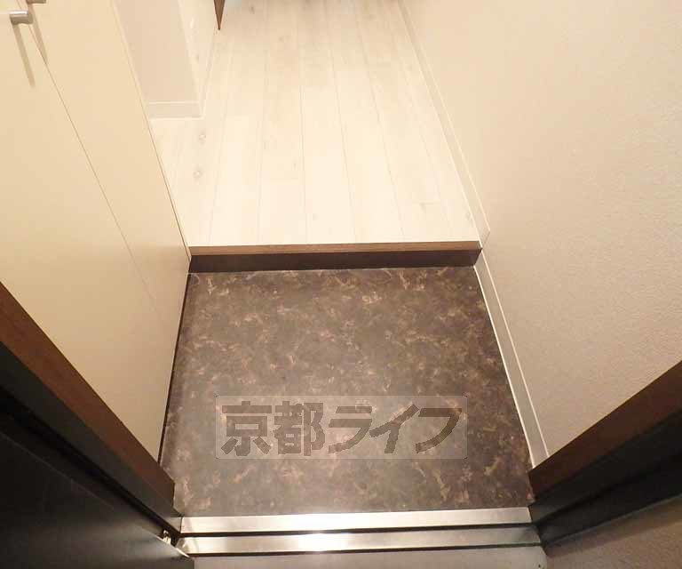 玄関　オシャレな床の玄関です。