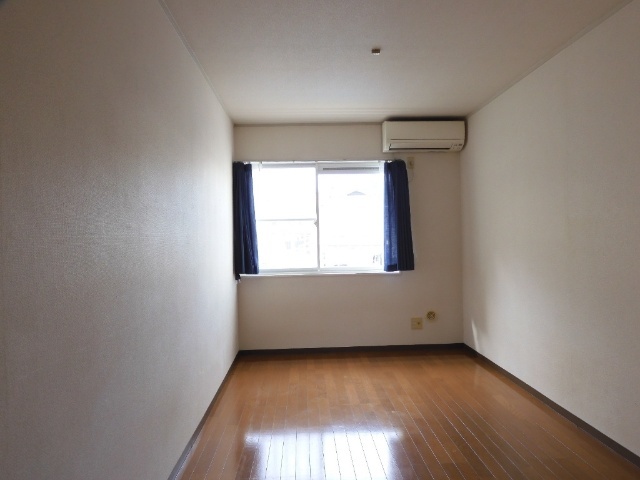 居室・リビング　写真は別部屋になります。