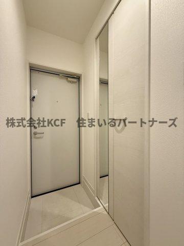 玄関　参考画像（同物件別部屋）