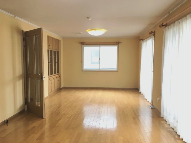 居室・リビング　リビングダイニング18帖