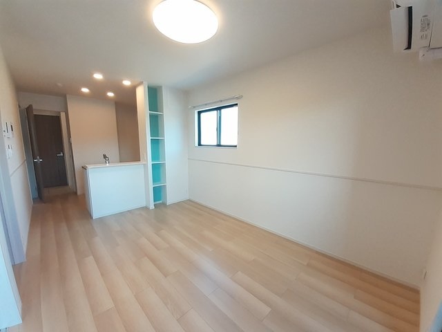 居室・リビング　同型参照