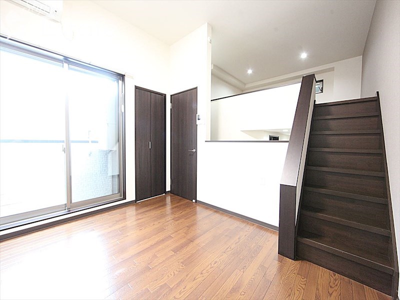 居室・リビング　内装