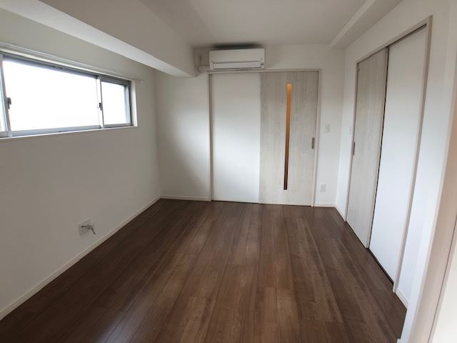 居室・リビング　※写真は３０１号室のものです。