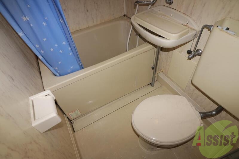 バス・シャワールーム　一日の疲れを癒しましょう！