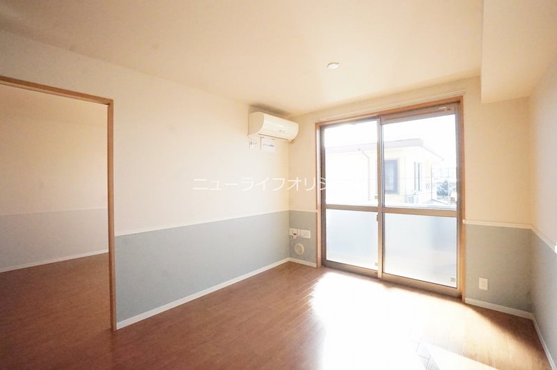 居室・リビング　対面キッチンになります