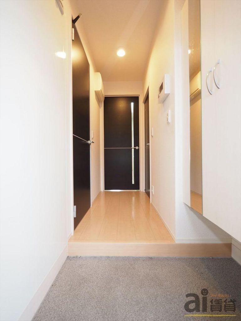 玄関　※同仕様写真です