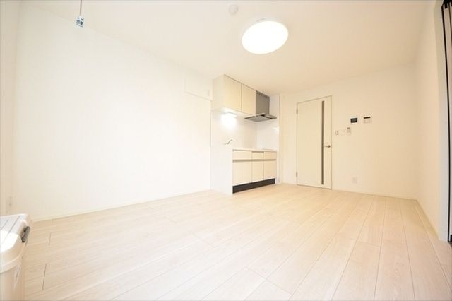 居室・リビング　☆明るい洋室☆