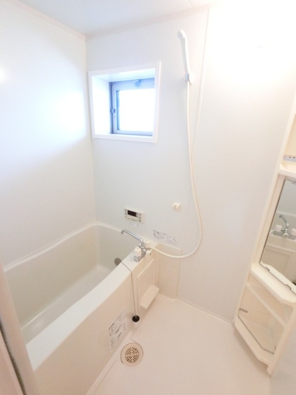 バス・シャワールーム　図面と現状に相違がある場合には現状を優先