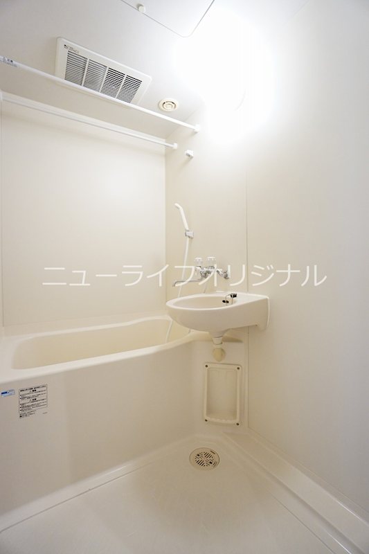 バス・シャワールーム　バスタブに浸かって一日の疲れをリフレッシュ☆