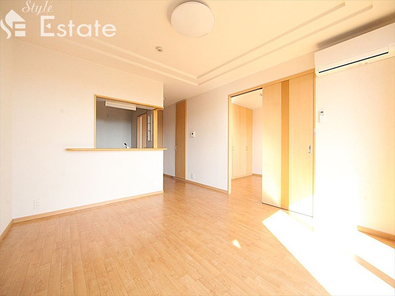 居室・リビング　内装