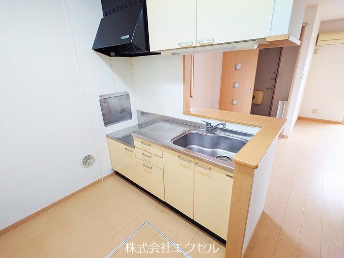 キッチン　カウンターキッチンです。